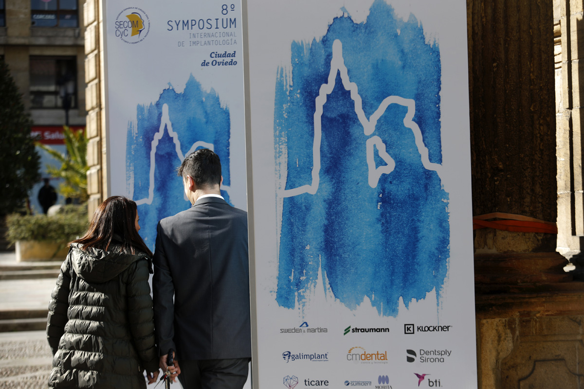 Más de 300 especialistas se dieron cita en el 8º Symposium de Implantología ‘Ciudad de Oviedo’